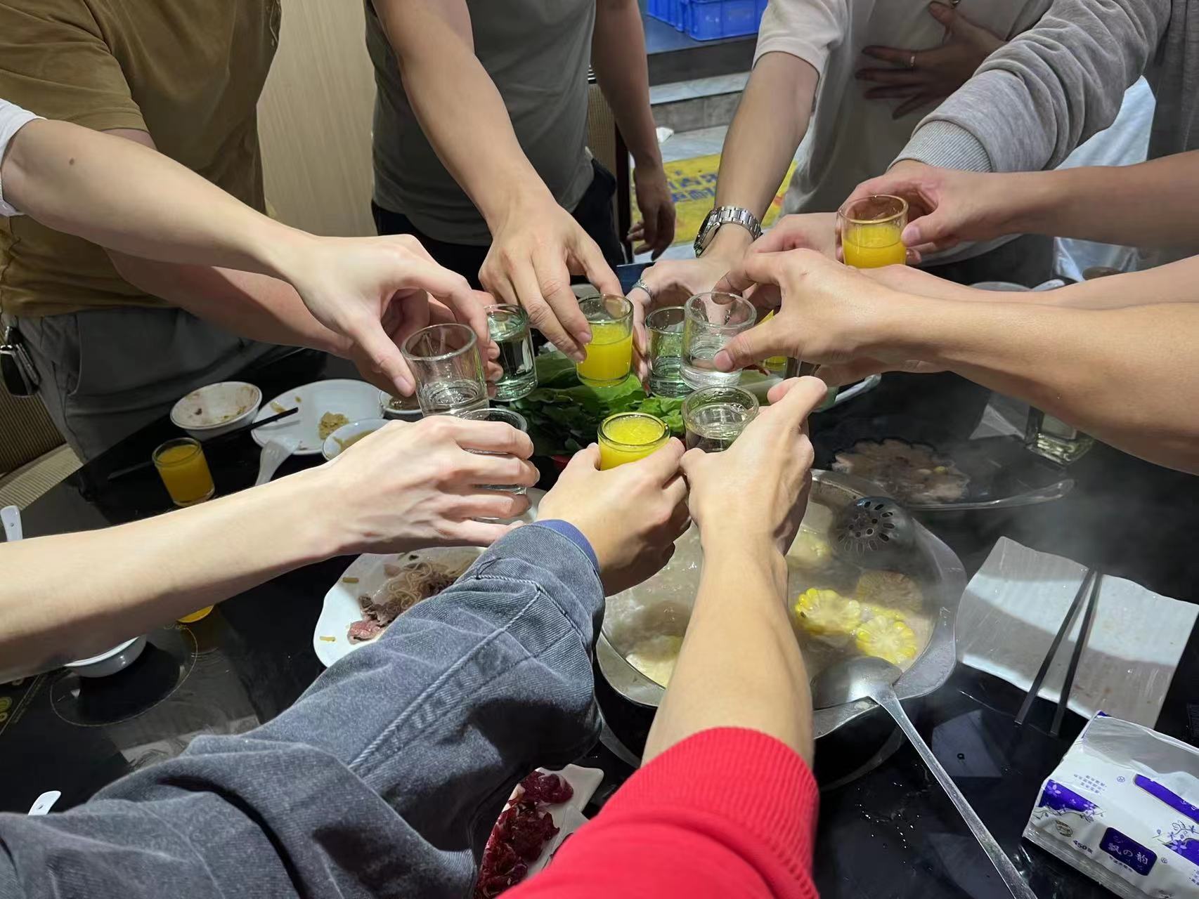 公司聚餐|同心協力,舉杯同飲